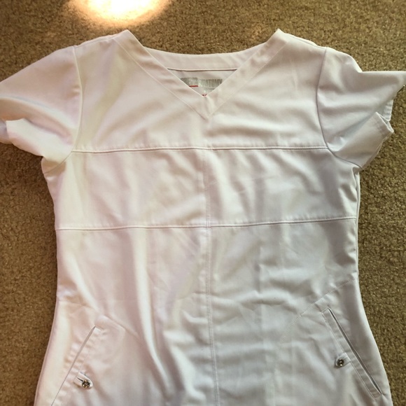 2 greys anatomy scrub tops never worn - Picture 4 of 4